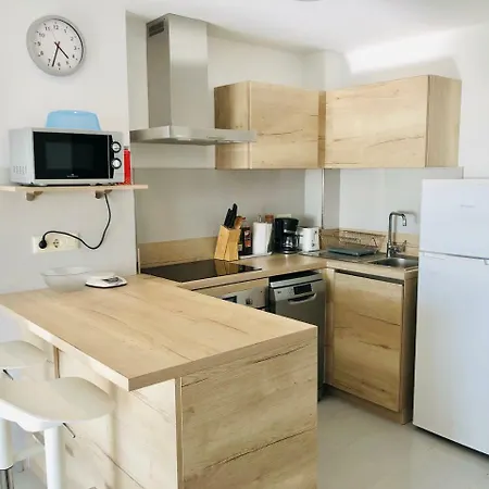 Apartment Roc Mar 3 3d - Cerca Del Centro Y De La Playa - Terraza Con Vistas Al Mar Y Al Puerto *